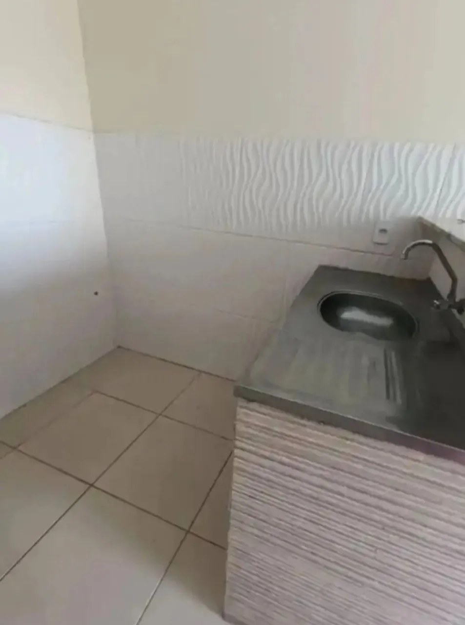 Kitnet com água inclusa