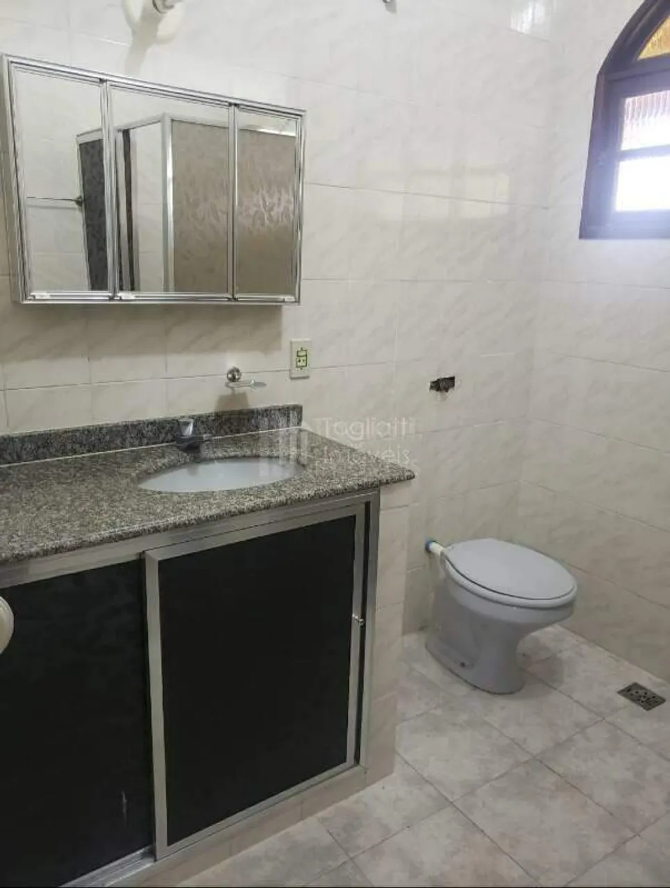 Vila Branca - Casa à venda no bairro Iguaba Grande em Iguaba Grande/RJ